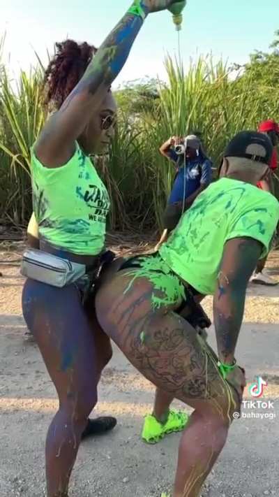 That ass in slo mo