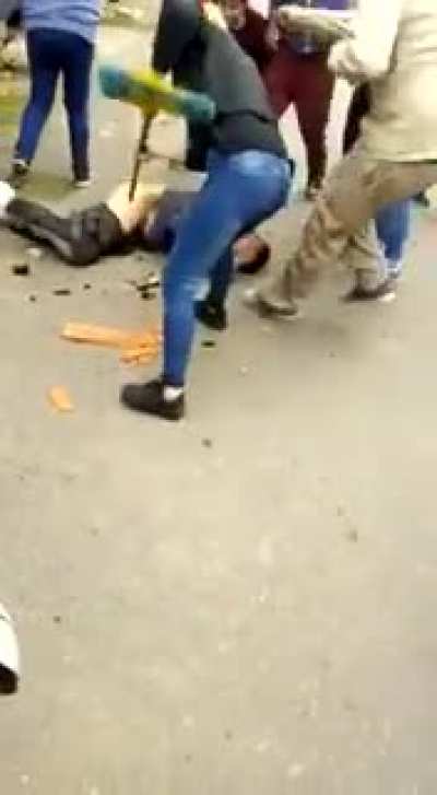 Fue as&iacute; que los mods del congal de atr&aacute;s comenzaron a considerar seriamente la posibilidad de ser rateros...