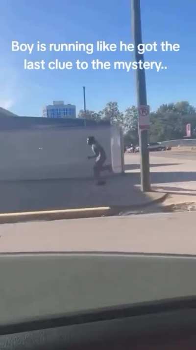 Drake the type to run like this 
