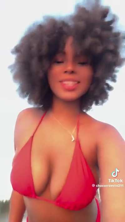 Curly perfection 🥰