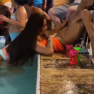 She don&rsquo;t give af