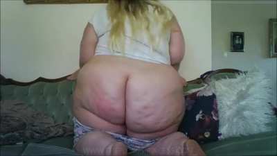 i want to spank that ass so badly
