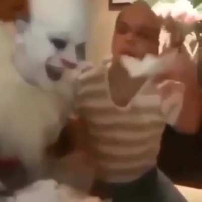 Снюхались.