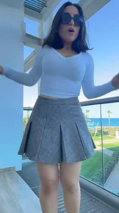 Lale outfit