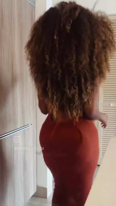 Andressa Sousa negona peituda e rabuda