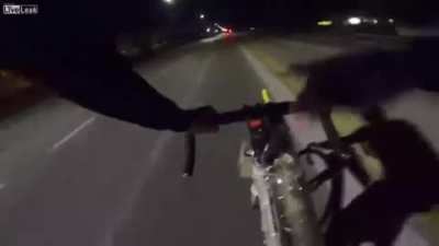 Bici con ataque a distancia +10 ATACK +15 RANGE -5 ACCURACY