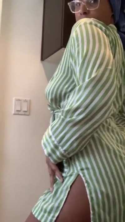 Lady L's post from Twerk Team Only Fans...trash