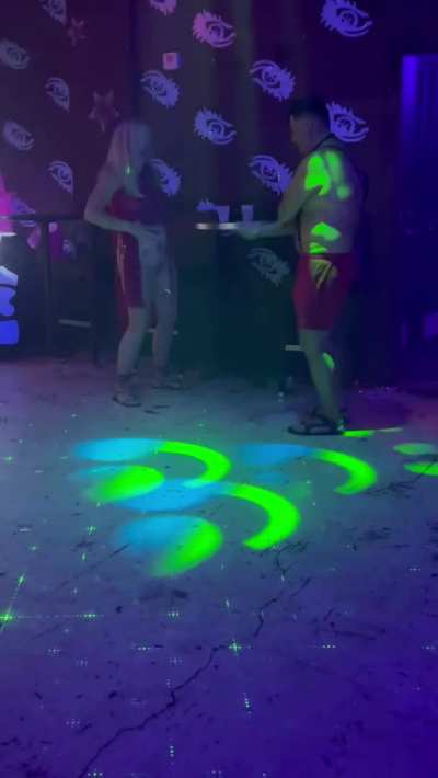 Just a short bj on the dance floor at Fantasyfest