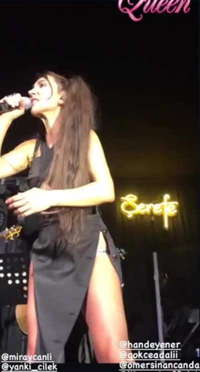Hande Yener