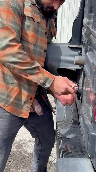Fixing my Jeep (36)