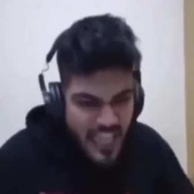 Common jaiyaxh W