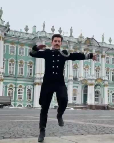 Mesmerizing Dance moves