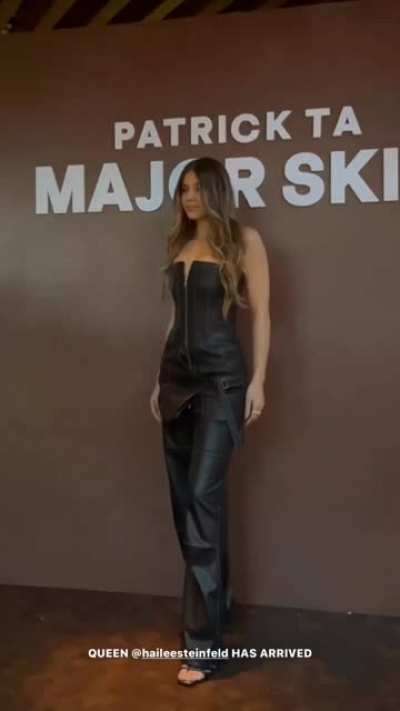 Hailee has arrived