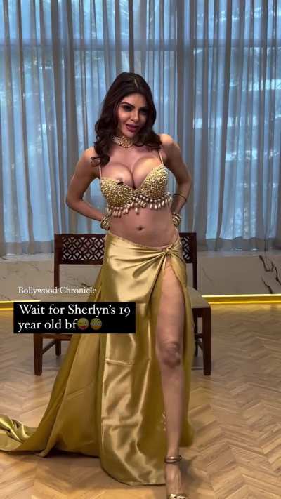 Sherlyn Chopra 🔥