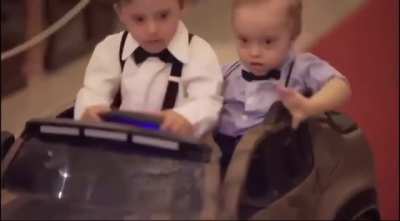 This groom surprised his bride by having her students with Down&rsquo;s syndrome be the ring bearers