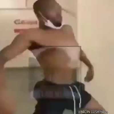 Meu primeiro shitpost