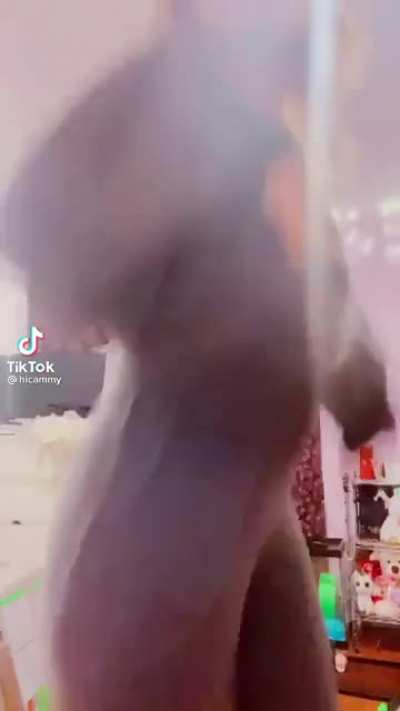The booty bounce made me hard immediately