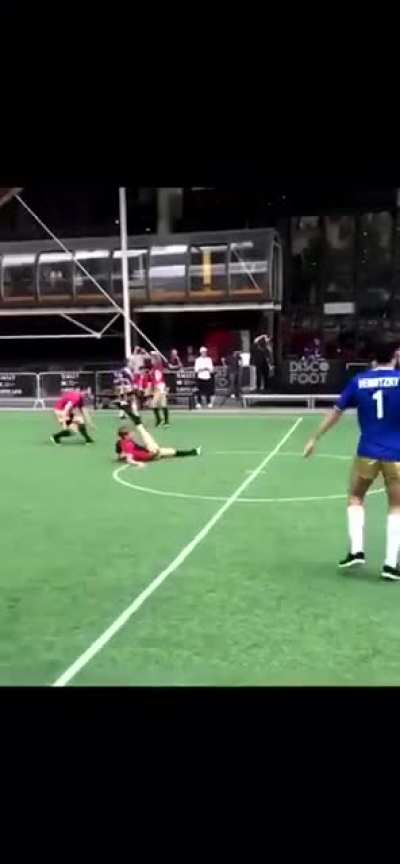 Admins do r/Brasil em jogo de futebol no &uacute;ltimo s&aacute;bado