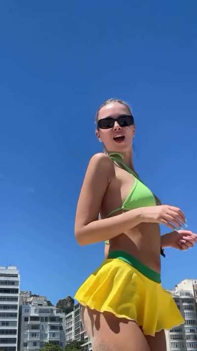 Polina Malinovskaya 