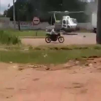 hELicOptER