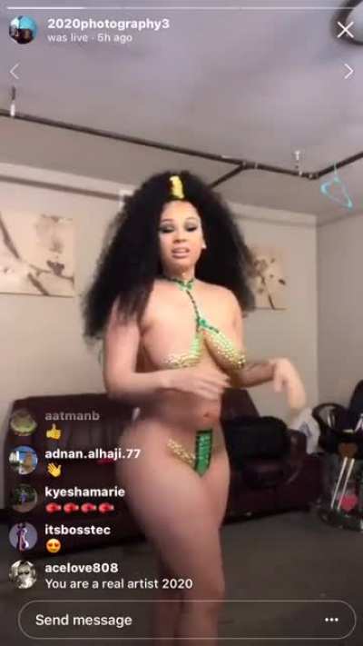 Medu$a bodypaint