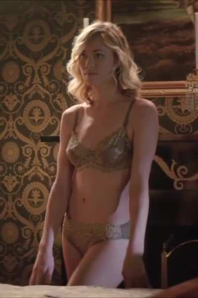 Yvonne Strahovski