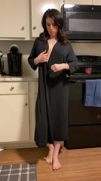 Do y’all like what’s under the robe? ☺️