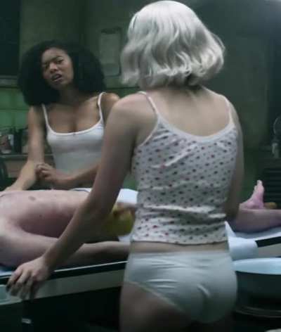 Panties Butt Wiggle