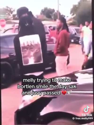 Melly dapping Bortlen up &amp;amp; dancing at a music video shoot the same day as Sak &amp;amp; Juvy&rsquo;s deaths. Is this a normal way to act after your best friends had just been killed?