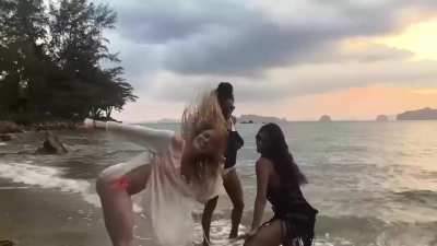 Shake Shake