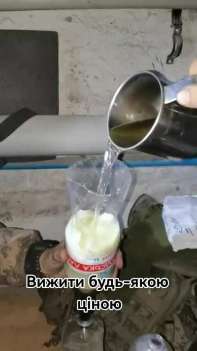 In Bakhmut, collecting water from sewer pipes: &laquo; survive at all costs &raquo;
