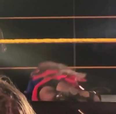 Taynara Conti