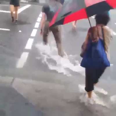 Can&rsquo;t get wet if ure already wet