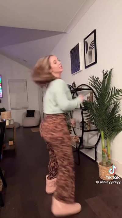 @ashleyylreyy