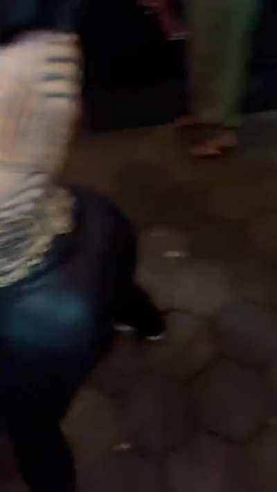 [New Woe] Twerking at the club