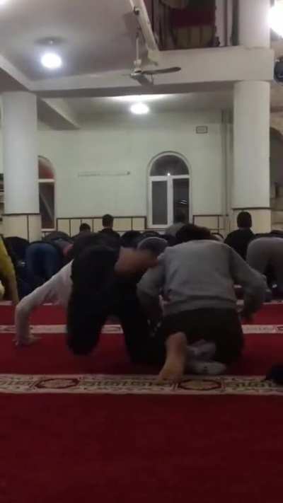 blursed_praying 