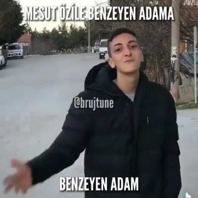 Kertenkele Mesut 😳