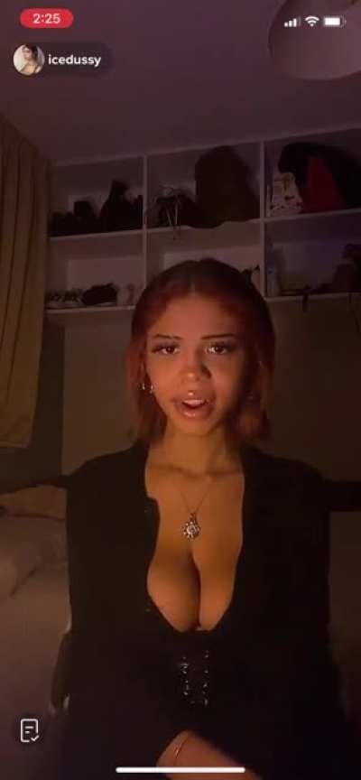 Cute teen with big boobs and big lips (part 2)