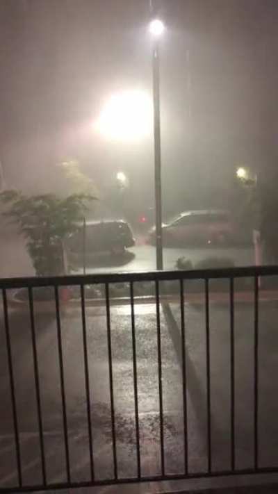 For my very first post, I thought I would post this beautiful storm. Hope y&rsquo;all enjoy it as much as I am rn.