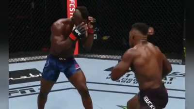 Joaquin Buckley el Knockout del año