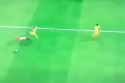 Fifa ta mt realista c&ecirc; loko 😎