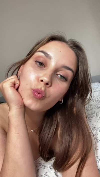 If you stop for me, I&rsquo;ll celebrate by recording me fuck my self