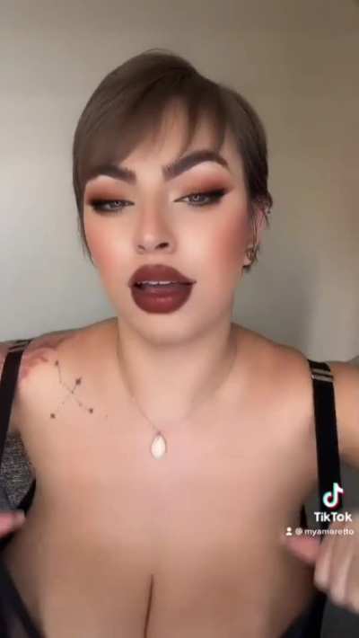 Amaretto Tease &amp;amp; Tittydrop