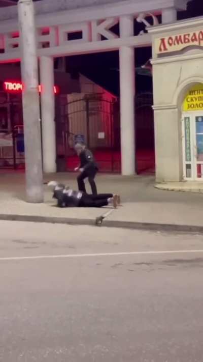 Guy perfectly spin kicks a provocator