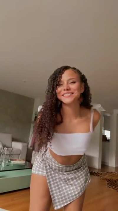 👀👀