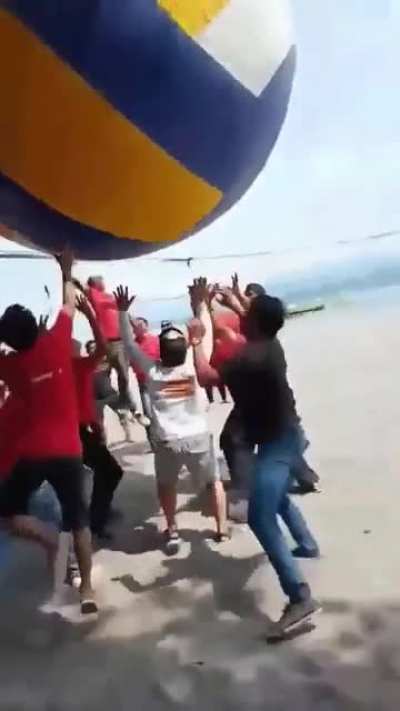 New way to play volleyball