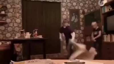 CAESAAAAR