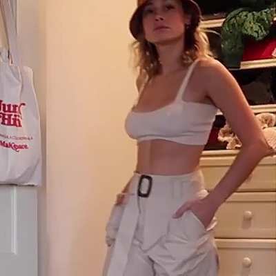 Brie Larson bouncy