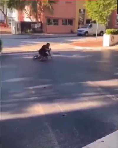 HMRB whilst I do the bmx-slide-twist thingy