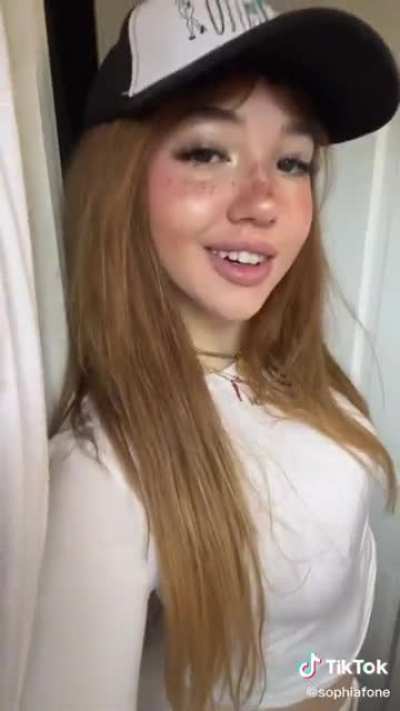 👀